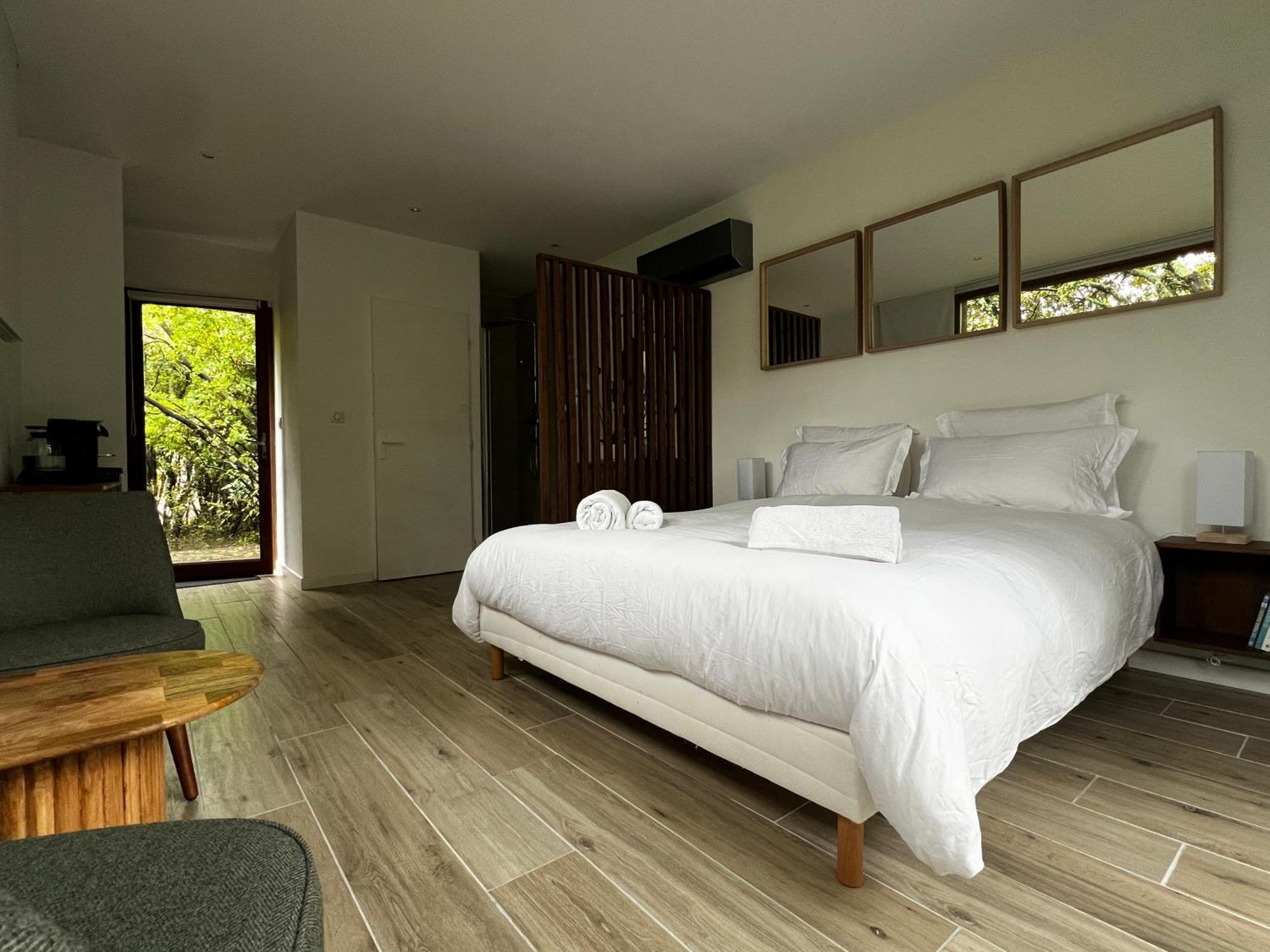 La Canopee Private Ecolodges Nîmes Eksteriør billede