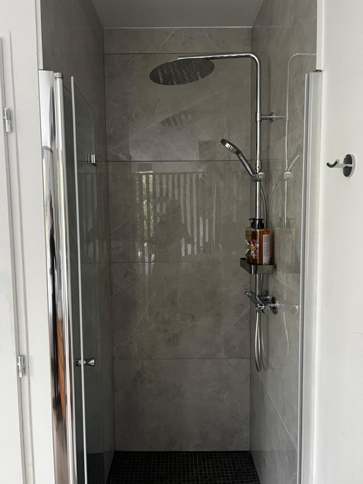 La Canopee Private Ecolodges Nîmes Eksteriør billede